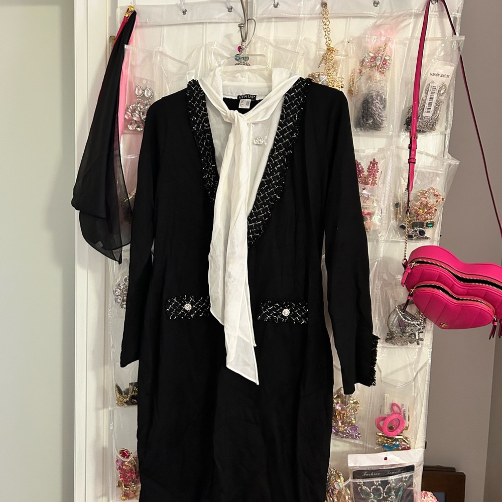 VENUS Black Garment Set